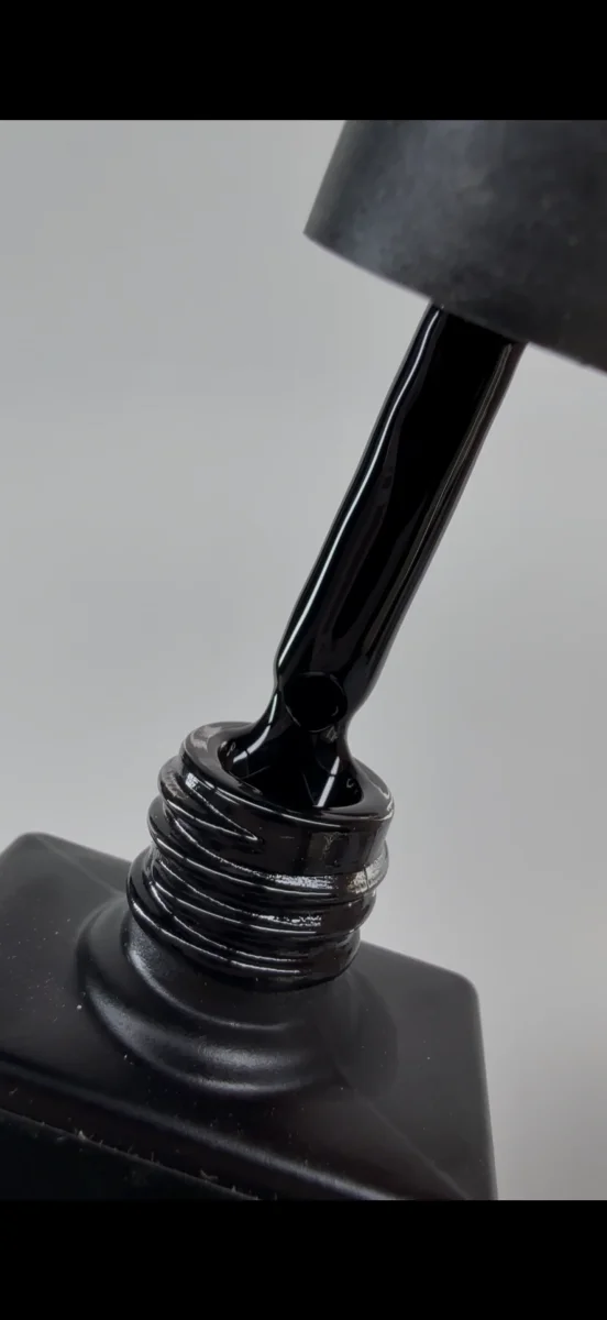 Vernis gel nuit sombre – Image 3